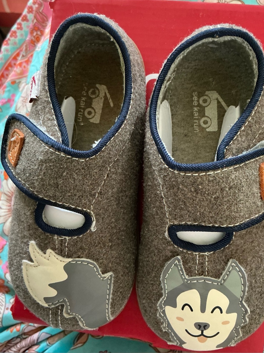 See Kai Run Cruz II Husky Shoes Size 8c